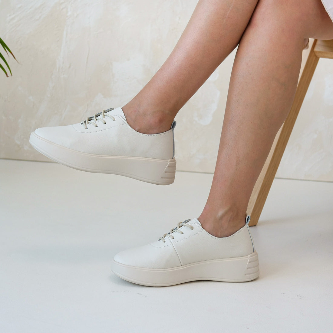 Dámské tenisky Looke DENIA krémová