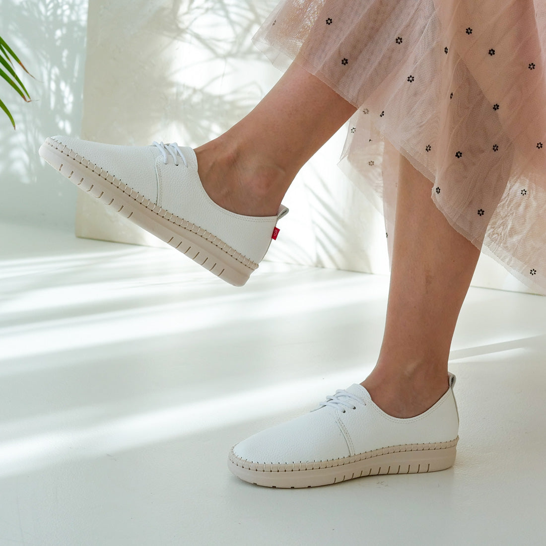 Dámské polobotky Looke MAGALIE bílá